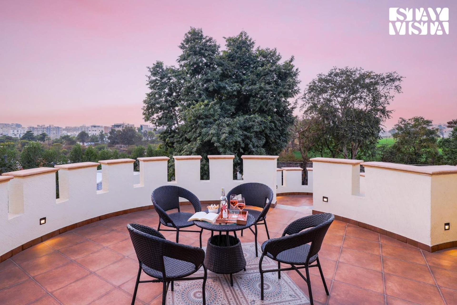 Stayvista'S Mystic Castle With Terrace, Swimming Pool, Lawn With Gazebo Jaipur Exterior foto